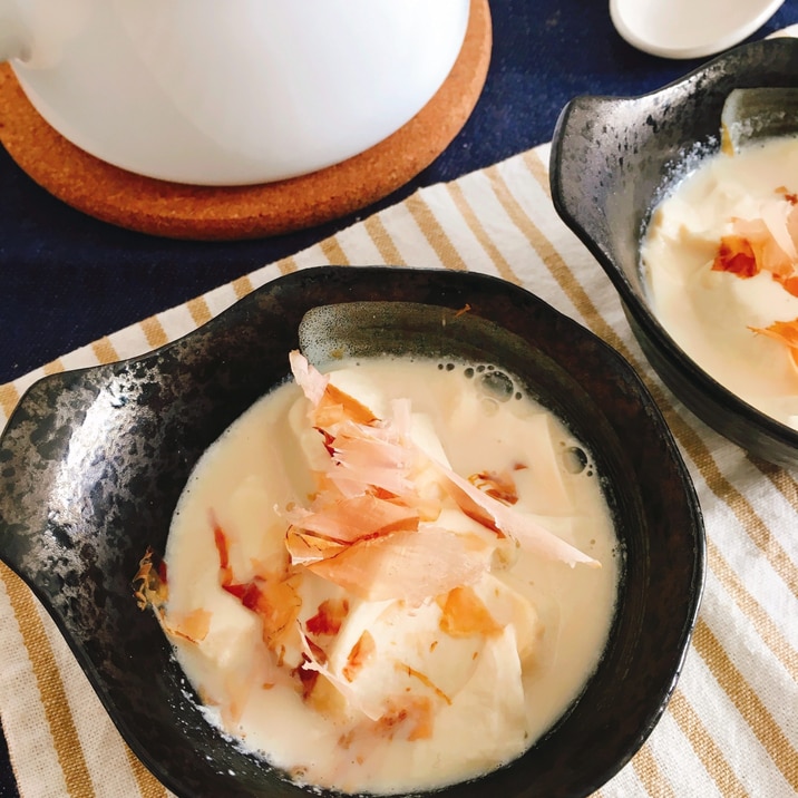 包丁いらずで簡単!食べる豆乳スープ
